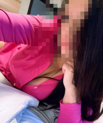 🌹💋 Я креативная и открытая в постели, каждая встреча со мной станет для тебя настоящим приключением. 🌟💫 У меня есть все, чтобы удовлетворить твои самые сокровенные фантазии. 😉😈 Уверяю тебя, ты не пожалеешь об отведенном времени со мной. 💏🔥 Раскрепощенность и чувственность - вот мое второе имя. ✨💃 Я живу в Москве, поэтому ты можешь насладиться моими услугами прямо здесь, в Москве. 🌃🌇 Чистота, безопасность и конфиденциальность гарантированы. 🙌❤️ Не упусти шанс окунуться в мир настоящего удовольствия со мной. Отзывы и фото доступны по запросу. 📸💕 Жду звонка от тебя, чтобы сделать нашу встречу незабываемой! 💋📞 Тамара